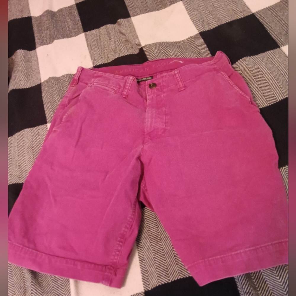 Burgundy AE Shorts 32